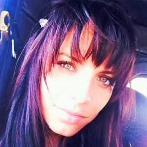 Meet your Posher, Esther